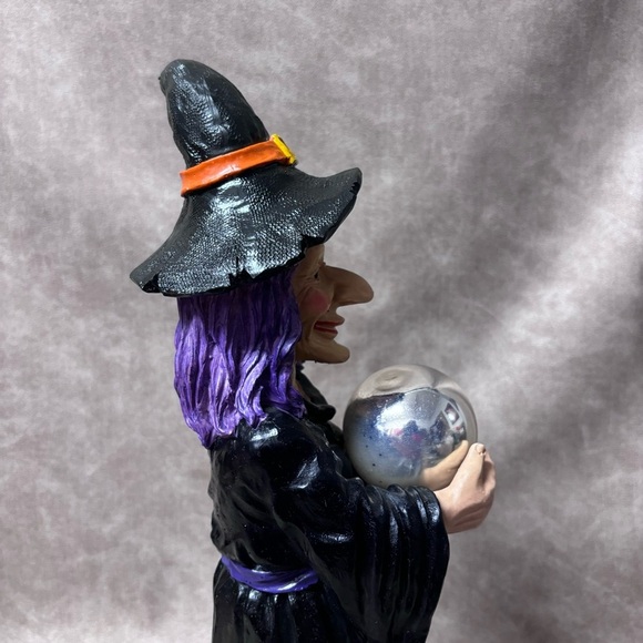Vintage Halloween Witch with Crystal Ball Table Top Decor - Picture 4 of 7